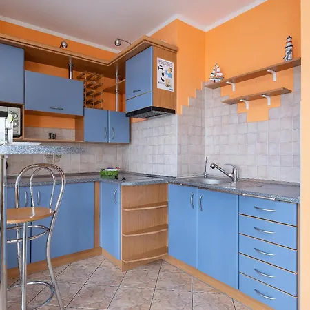 Apartment With A View Of The Bay By Renters *