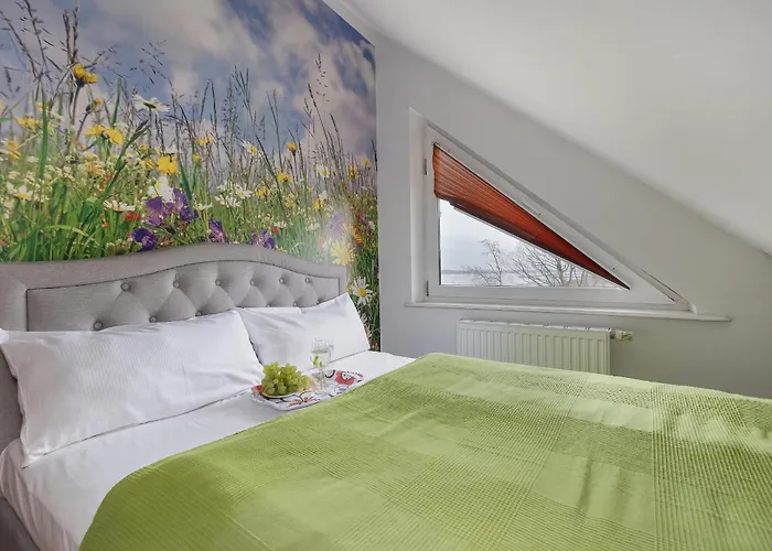 With A View Of The Bay By Renters Daire